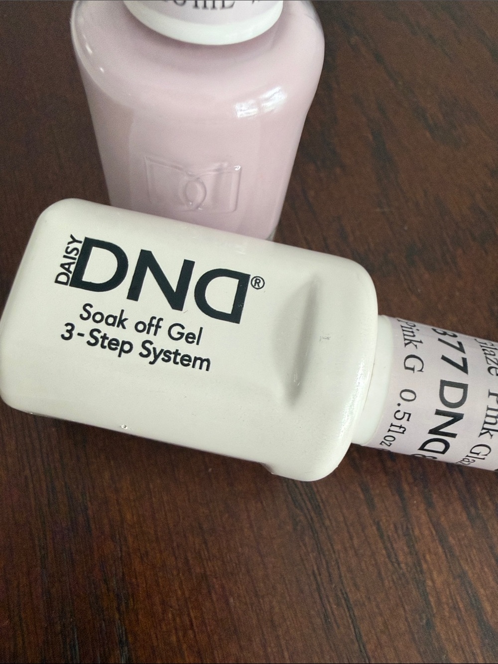 DND Daisy Soak Off Gel Nail Polish - Pink Glaze - Picture 2 of 2